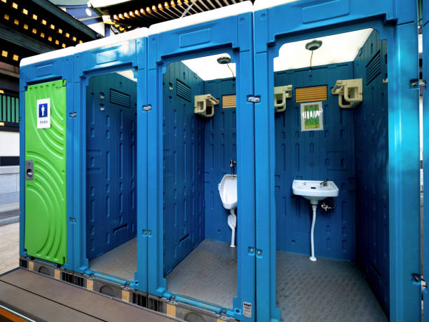 Best Luxury portable toilet rental  in Benwood, WV